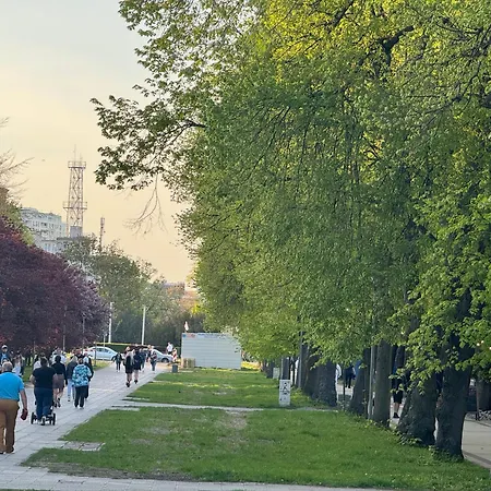 Skwer Kosciuszki 2024 דירה גדינייה